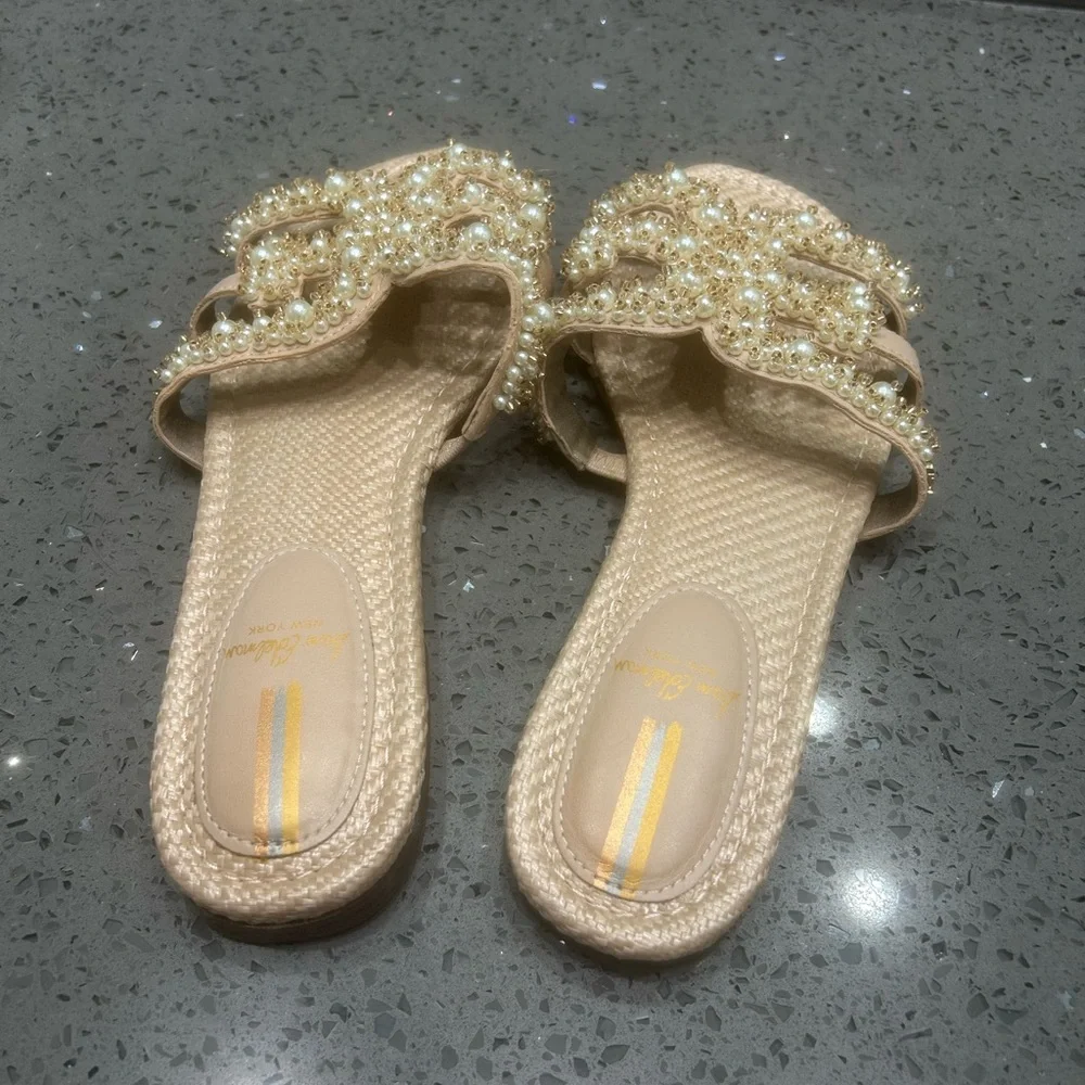 Elegant Pearl Embellished Women's Slides - Picture 4 of 8